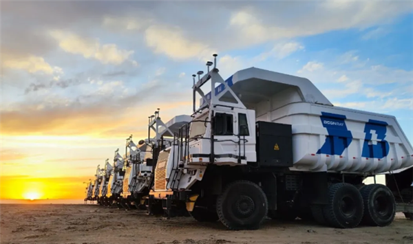 无人驾驶+无人换电全流程运营！全国单矿最